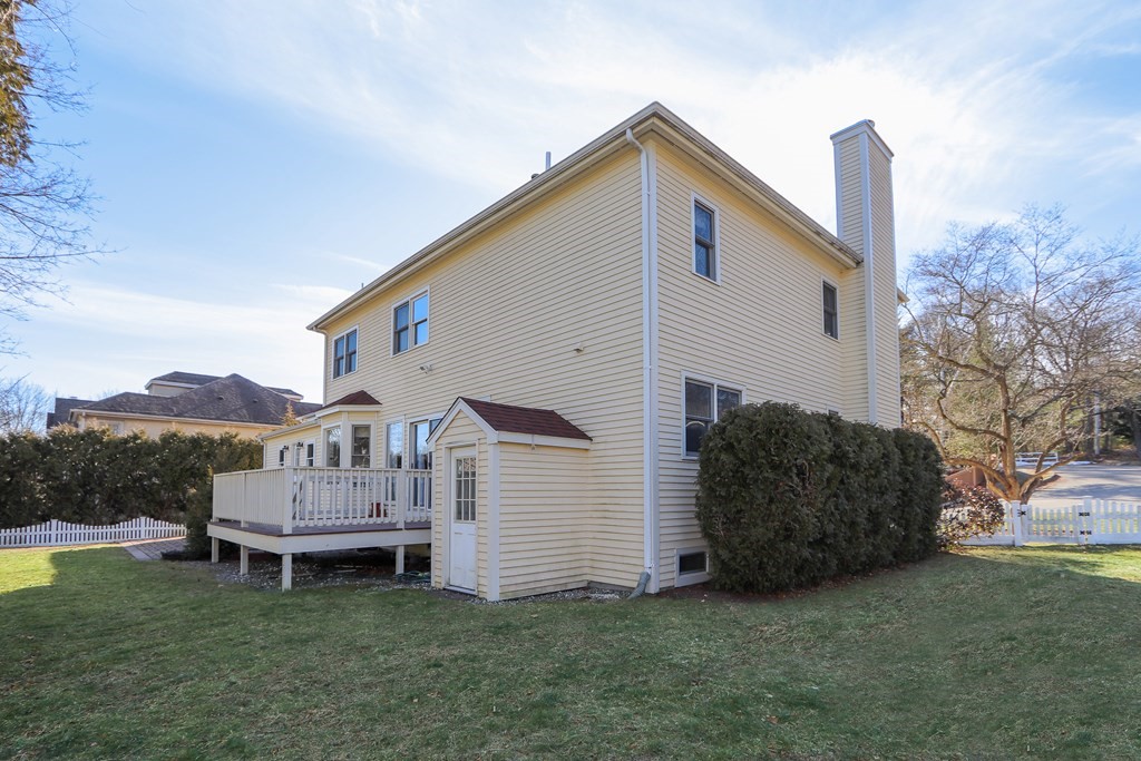 39 Walsh Road Newton, MA 02459 - Photo 32 of 42