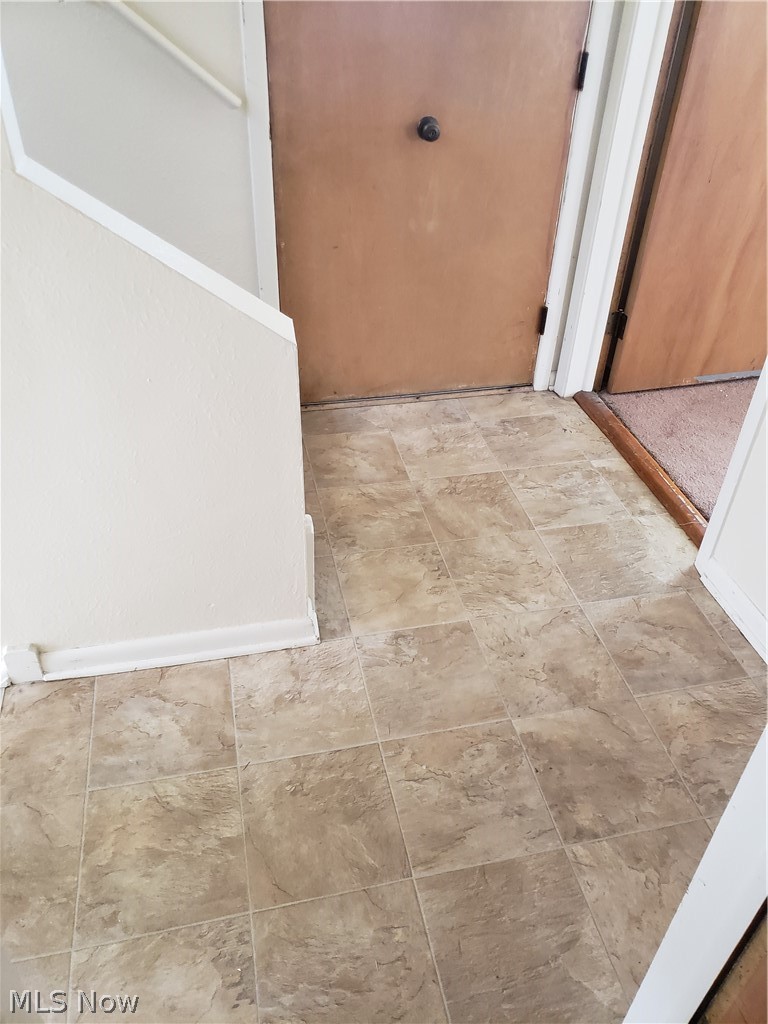 6305-07 Ridge Road Parma, OH 44129 - Photo 12 of 35 HALLWAY