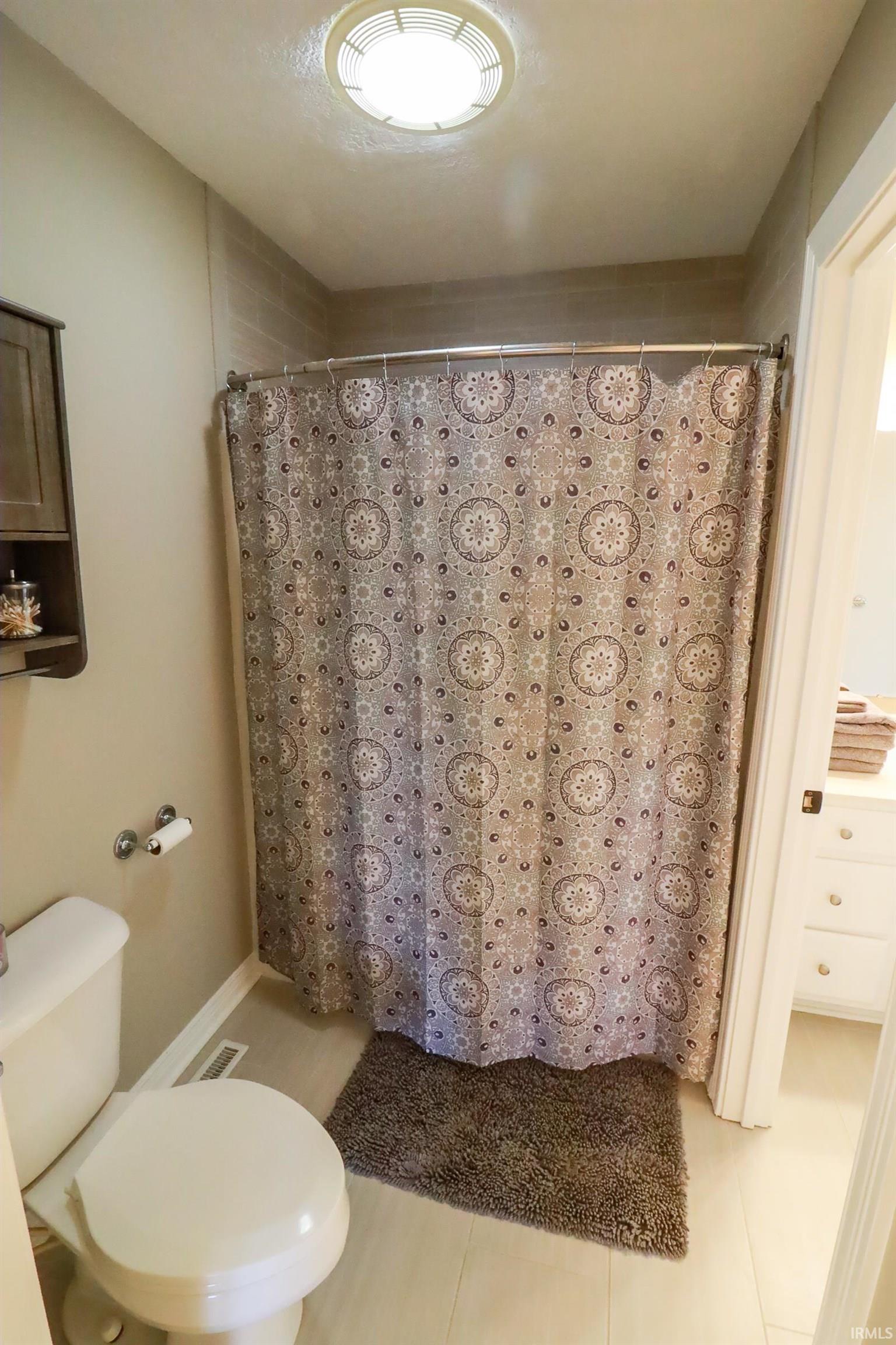 6853 West Maple Grove Road Huntington, IN 46750 - Photo 26 of 33 Gallery Image 26