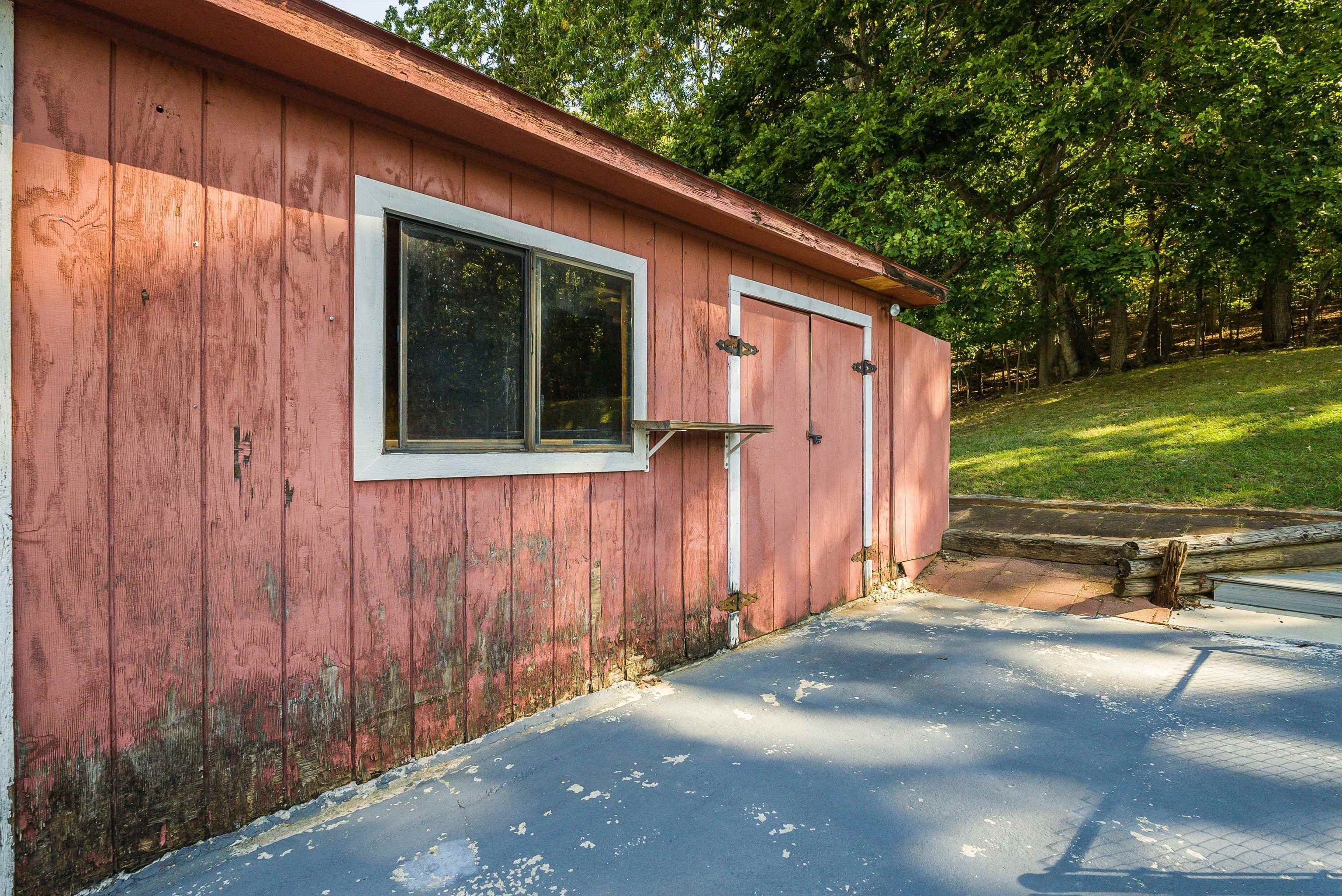 1775 Shutterlee Mill Road Staunton, VA 24401 - Photo 14 of 67 Gallery Image 14