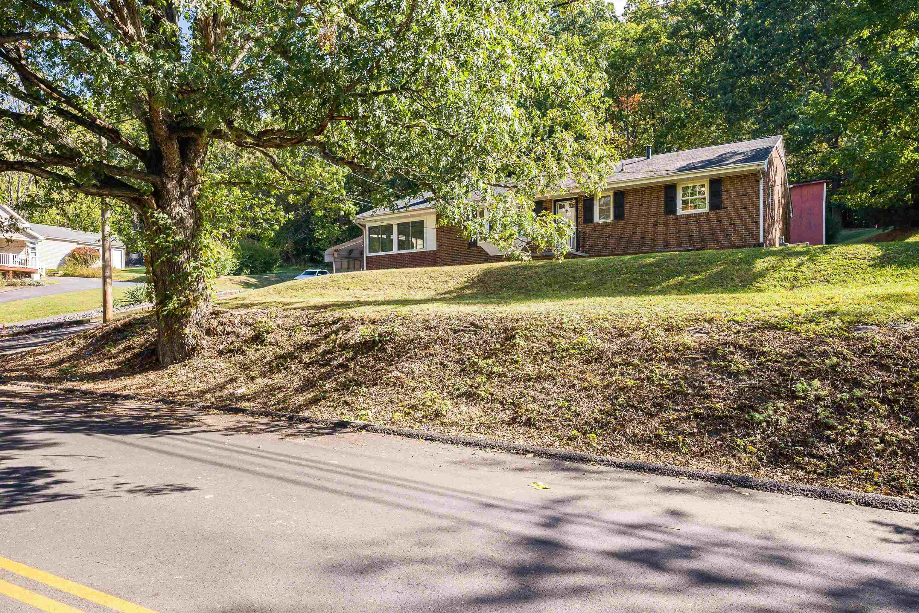 1775 Shutterlee Mill Road Staunton, VA 24401 - Photo 7 of 67 Gallery Image 7