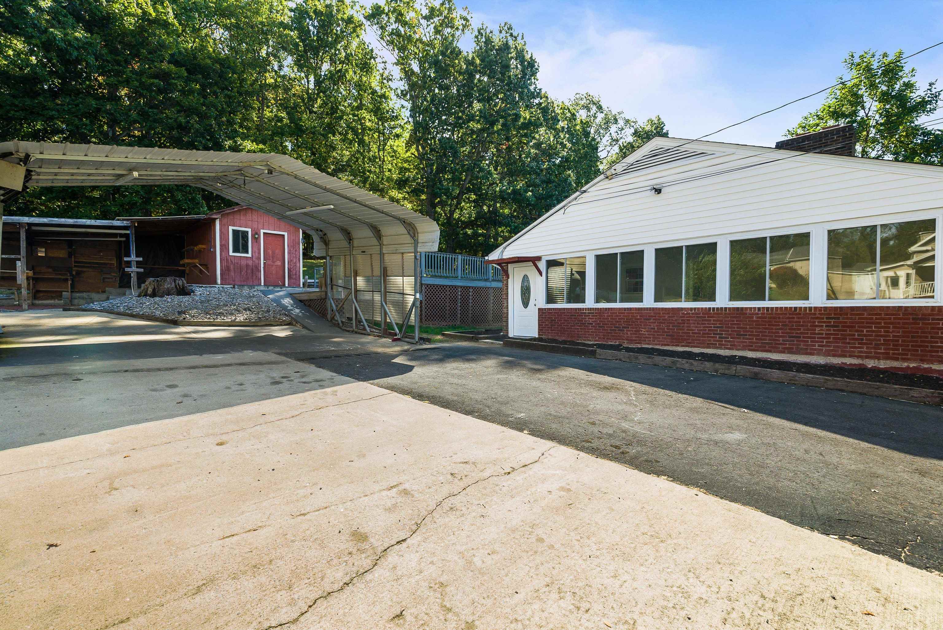 1775 Shutterlee Mill Road Staunton, VA 24401 - Photo 9 of 67 Gallery Image 9