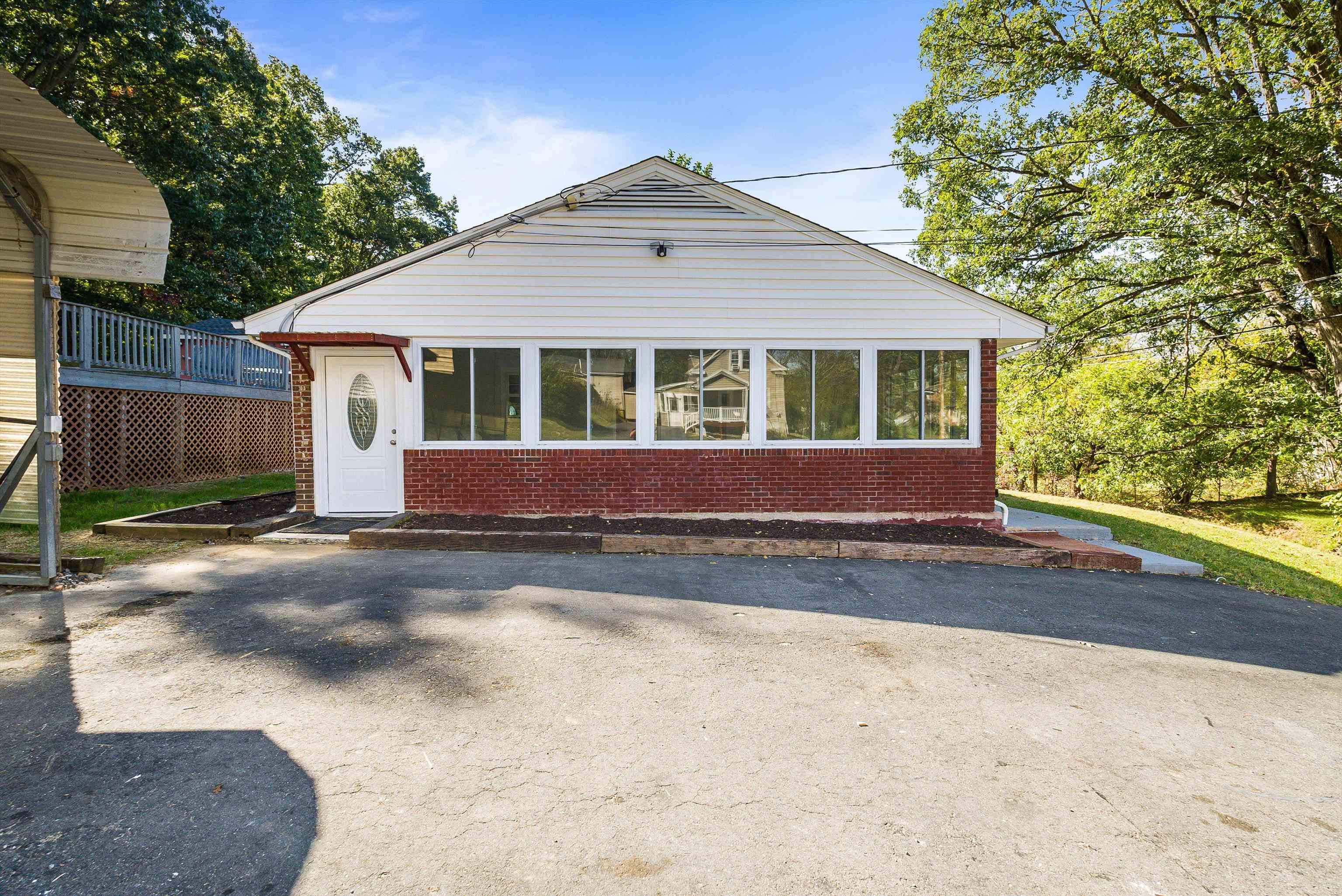1775 Shutterlee Mill Road Staunton, VA 24401 - Photo 10 of 67 Gallery Image 10