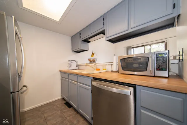 $210,000 | 8109 Valley Farms Trail, Indianapolis, IN 46214