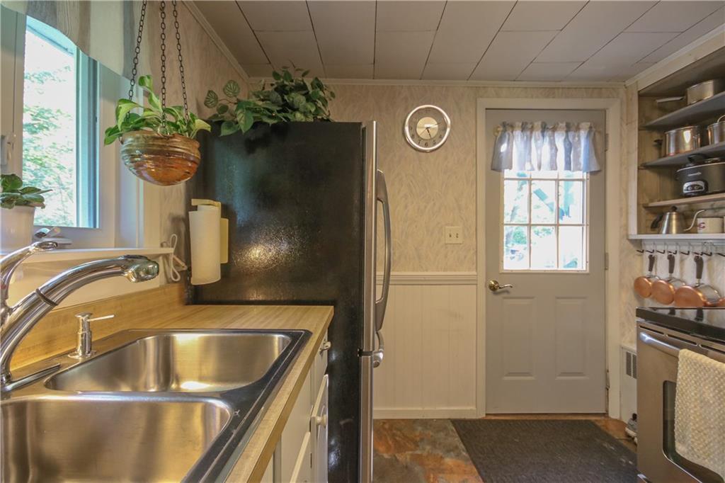 1032 Sawyer Road Cape Elizabeth, ME 04107 - Photo 23 of 35 Photo