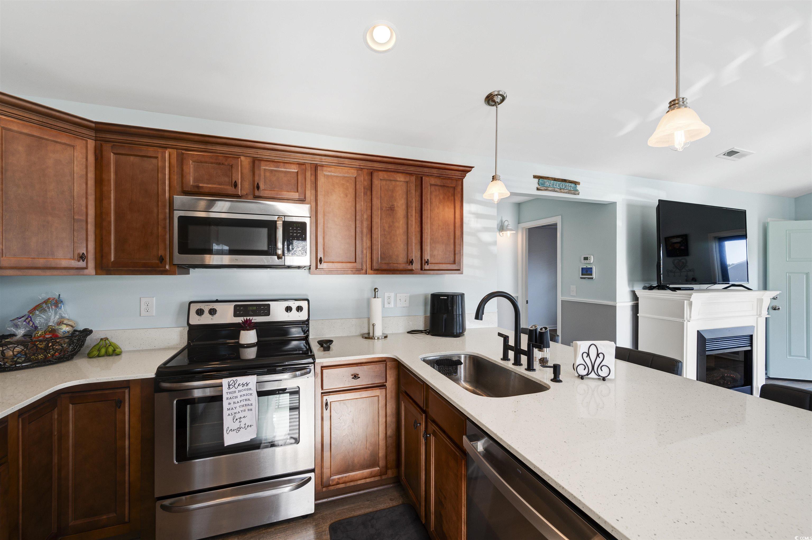 816 Kershaw Road Conway, SC 29527 - Photo 6 of 22 Gallery Image 6