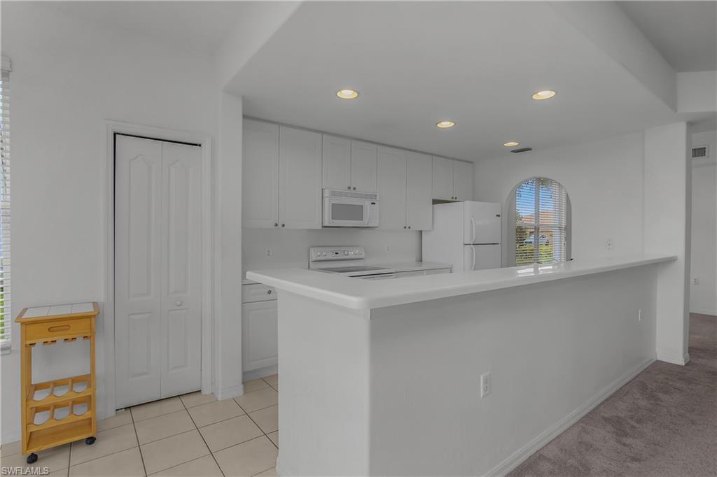 1925 Crestview Way, Unit 173 Naples, FL 34119 - Photo 15 of 47