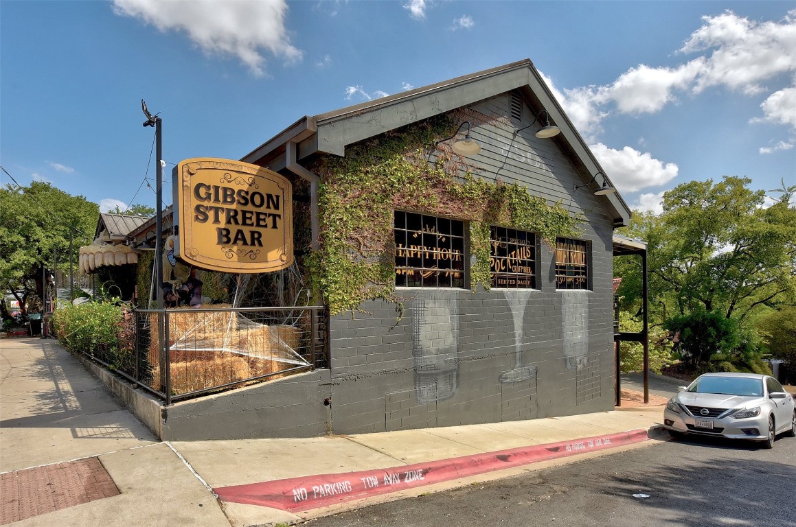 4518 South 2nd Street Austin, TX 78745 - Photo 32 of 37 a front view of a house with garden
