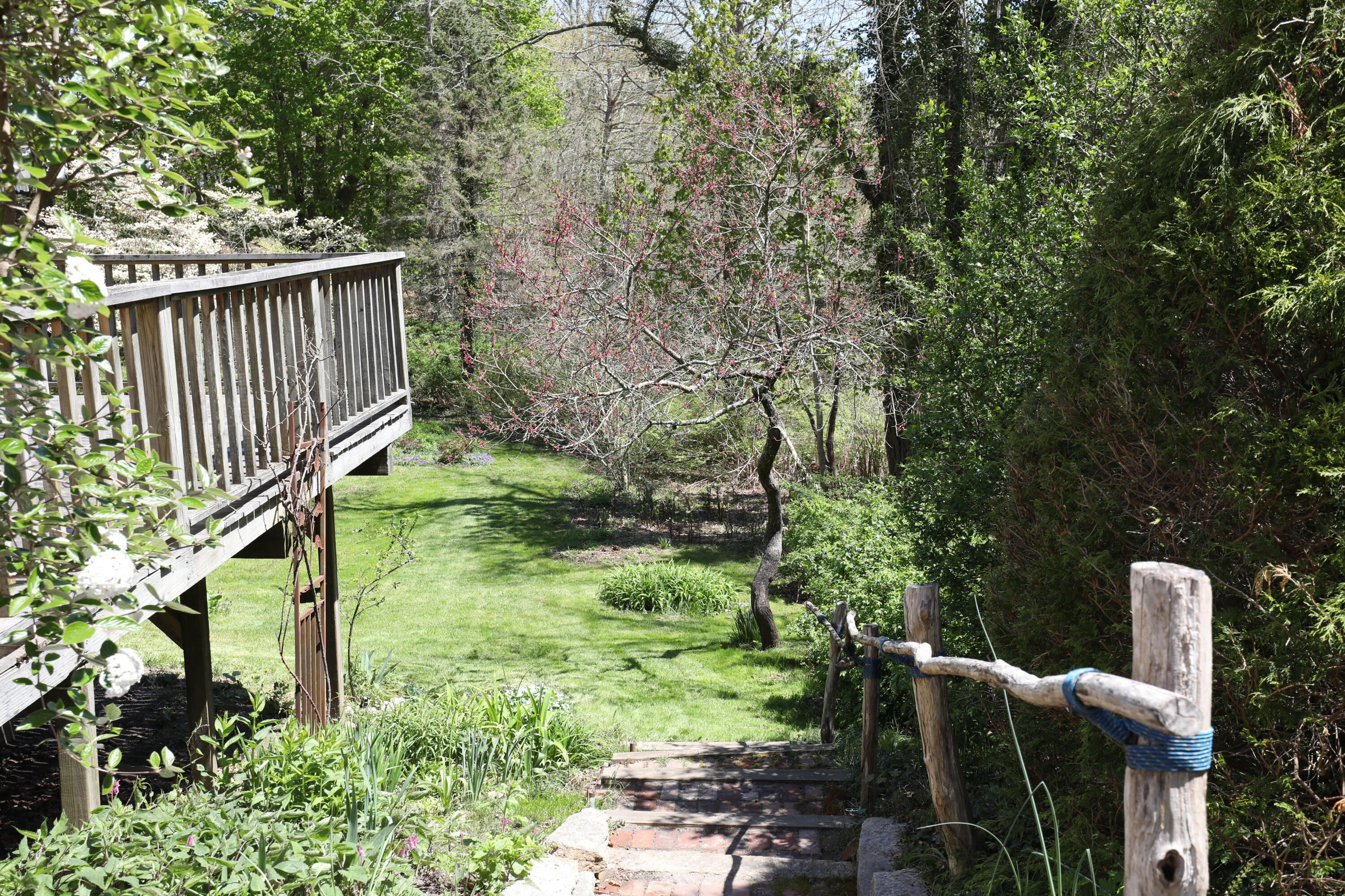 1295 County Road Cataumet, MA 02534 - Photo 13 of 16 a balcony with yard