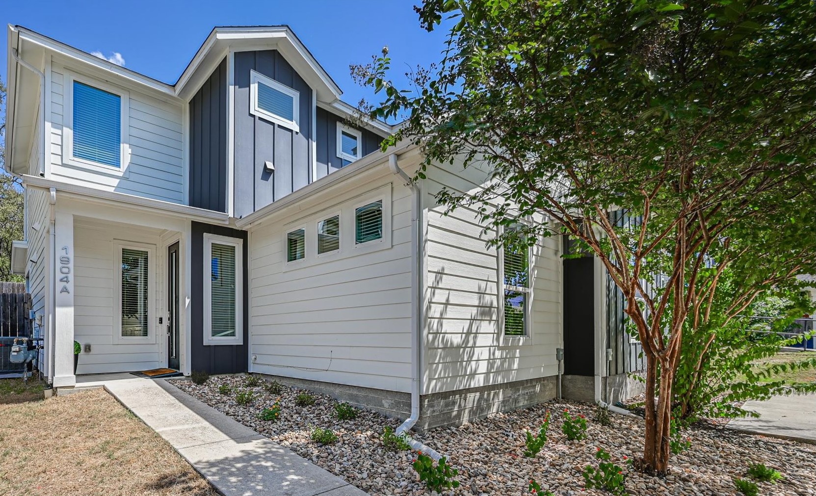 1904 Bunche Road, Unit A Austin, TX 78721 - Photo 1 of 20 Gallery Image 1