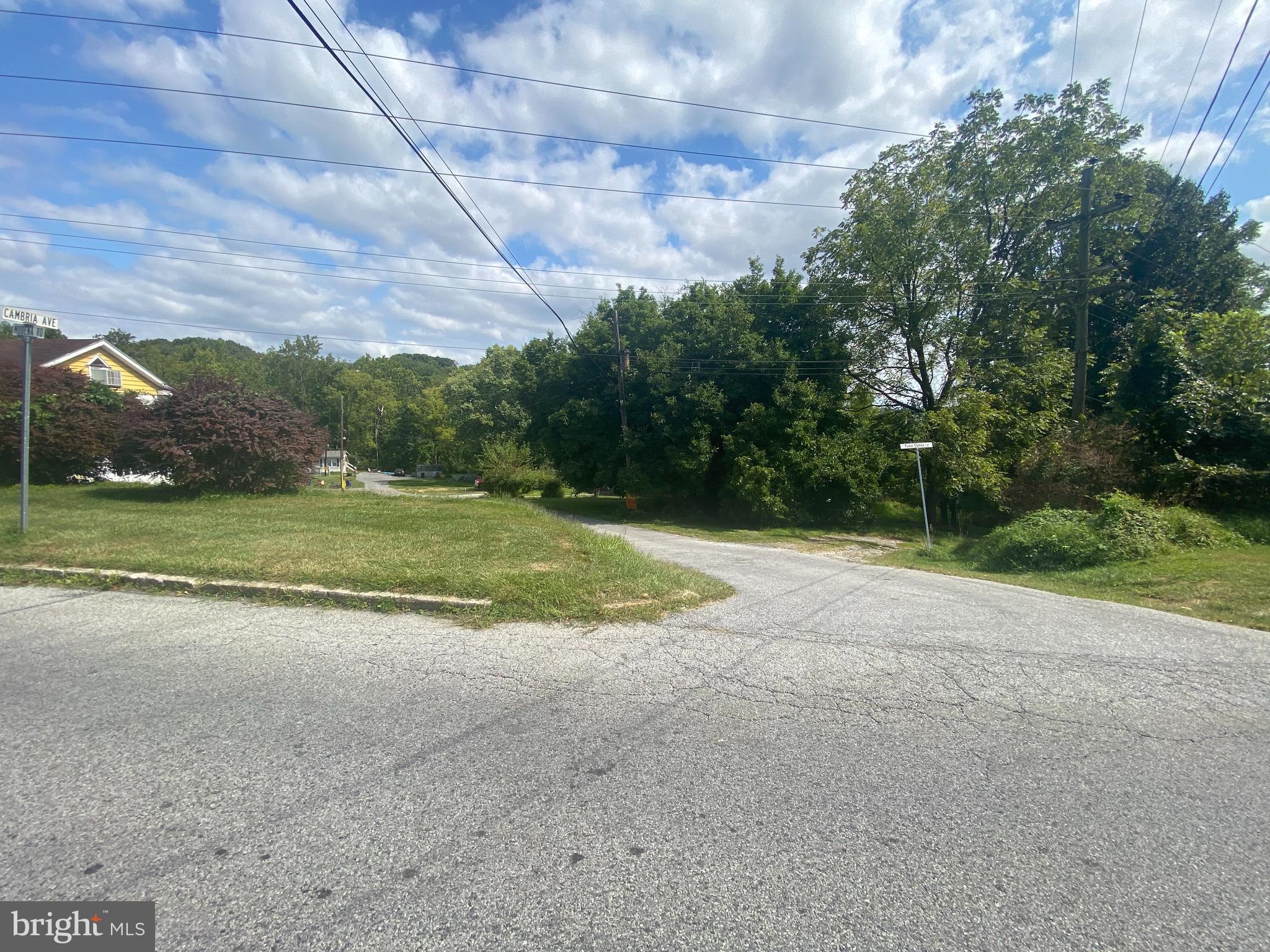 153 Modena Road Coatesville, PA 19320 - Photo 4 of 11 shared driveway entrance