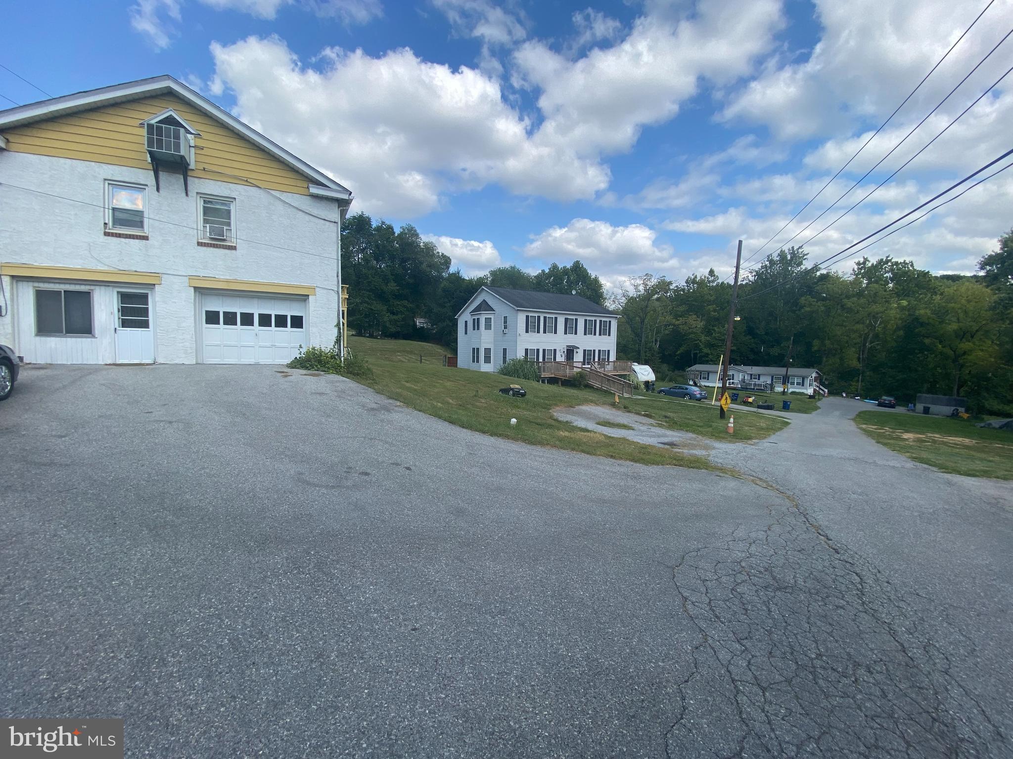 153 Modena Road Coatesville, PA 19320 - Photo 9 of 11 driveway