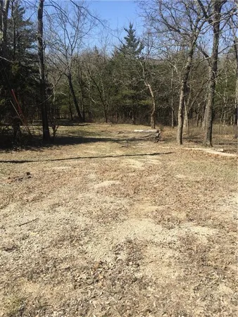 $24,900 | 33-37 West Sugar Lake Cove, Mound City, KS 66056