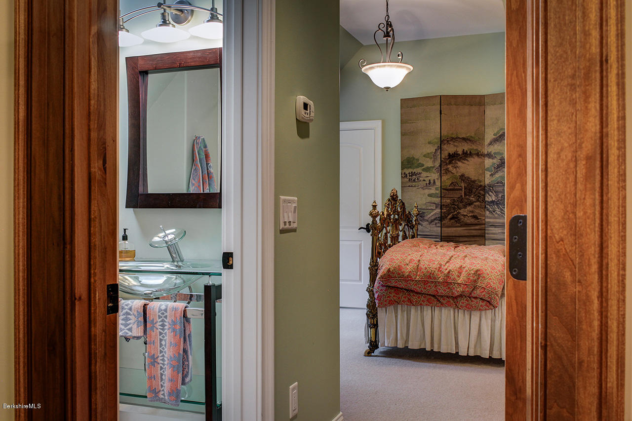 91 Round Hill Road Northampton, MA 01060 - Photo 12 of 21 Bedroom