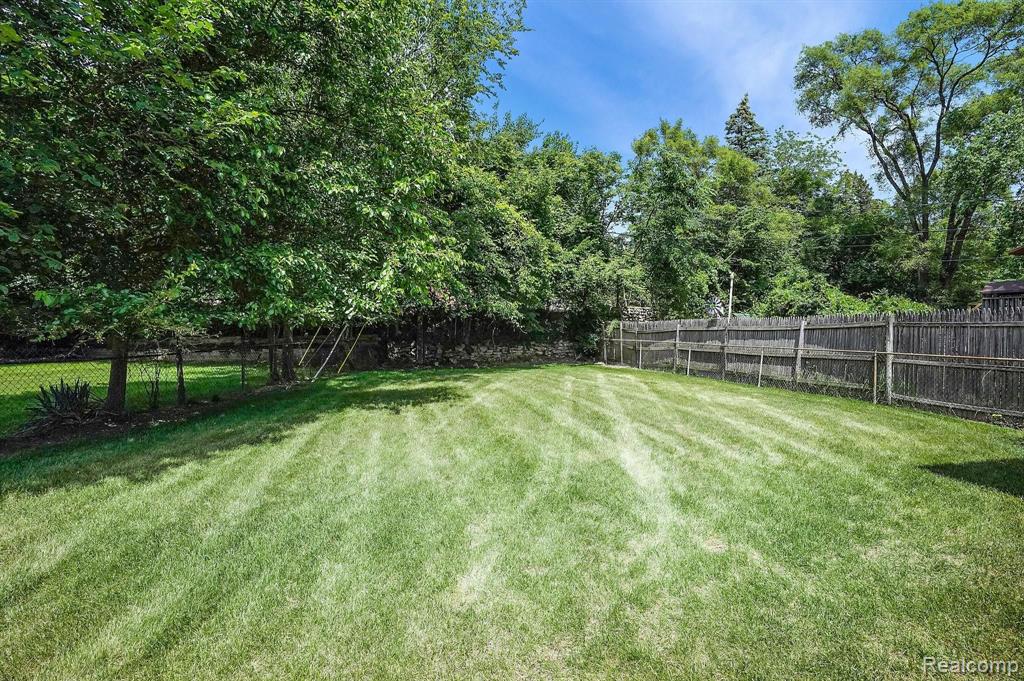 356 Winry Drive Rochester Hills, MI 48307 - Photo 26 of 30