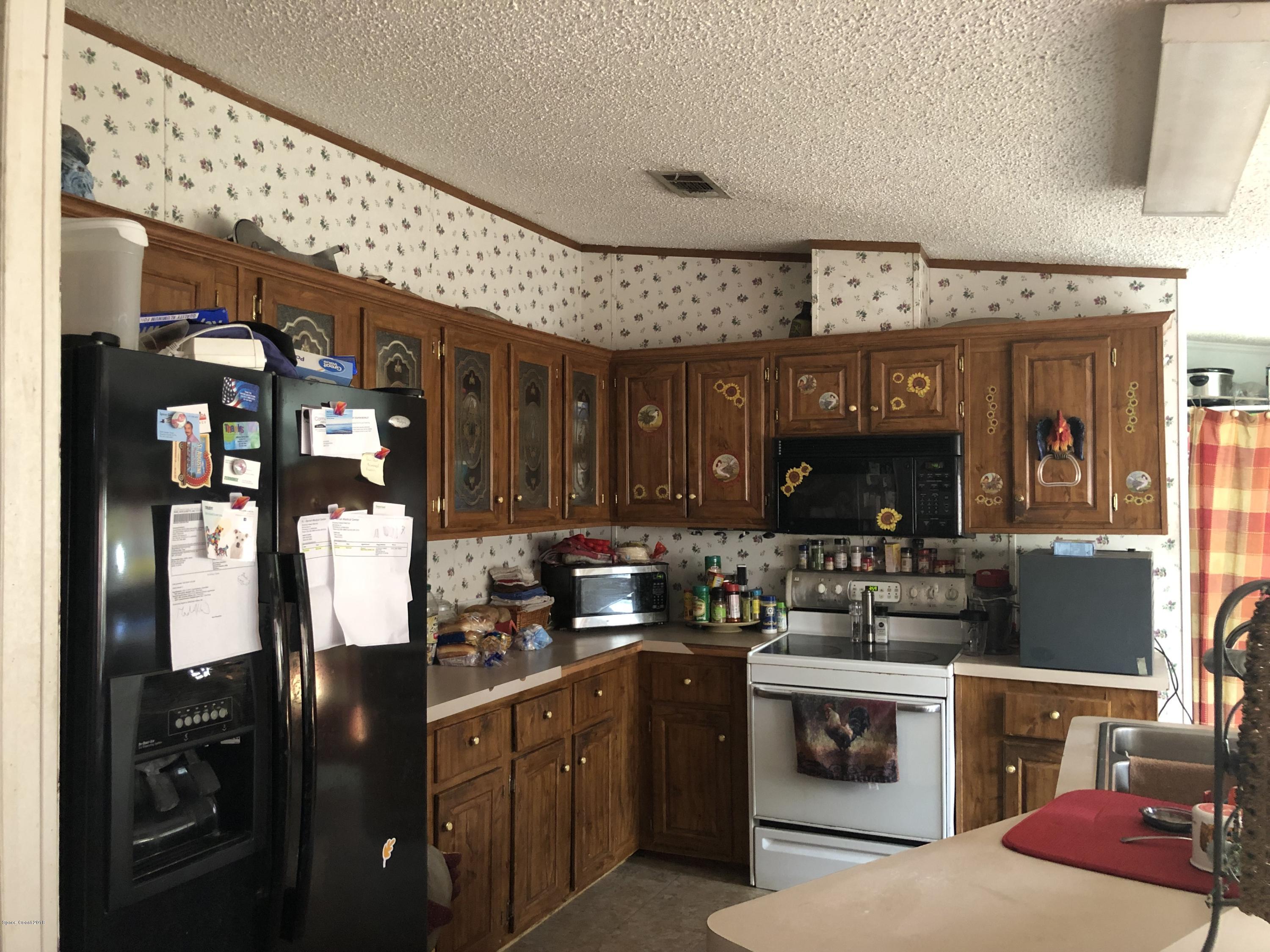 4795 Harrison Road Mims, FL 32754 - Photo 6 of 19 Kitchen