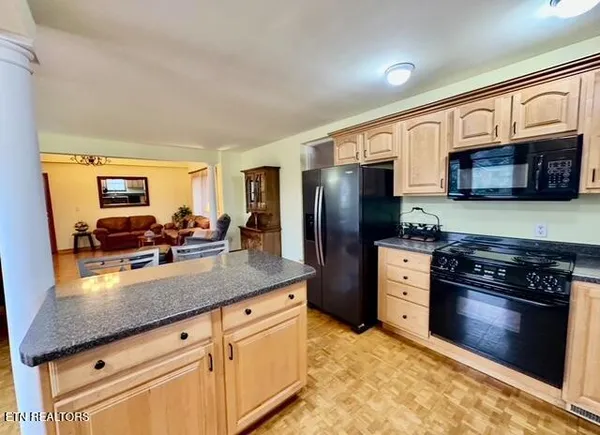 $229,000 | 810 Worchester Avenue, Middlesboro, KY 40965