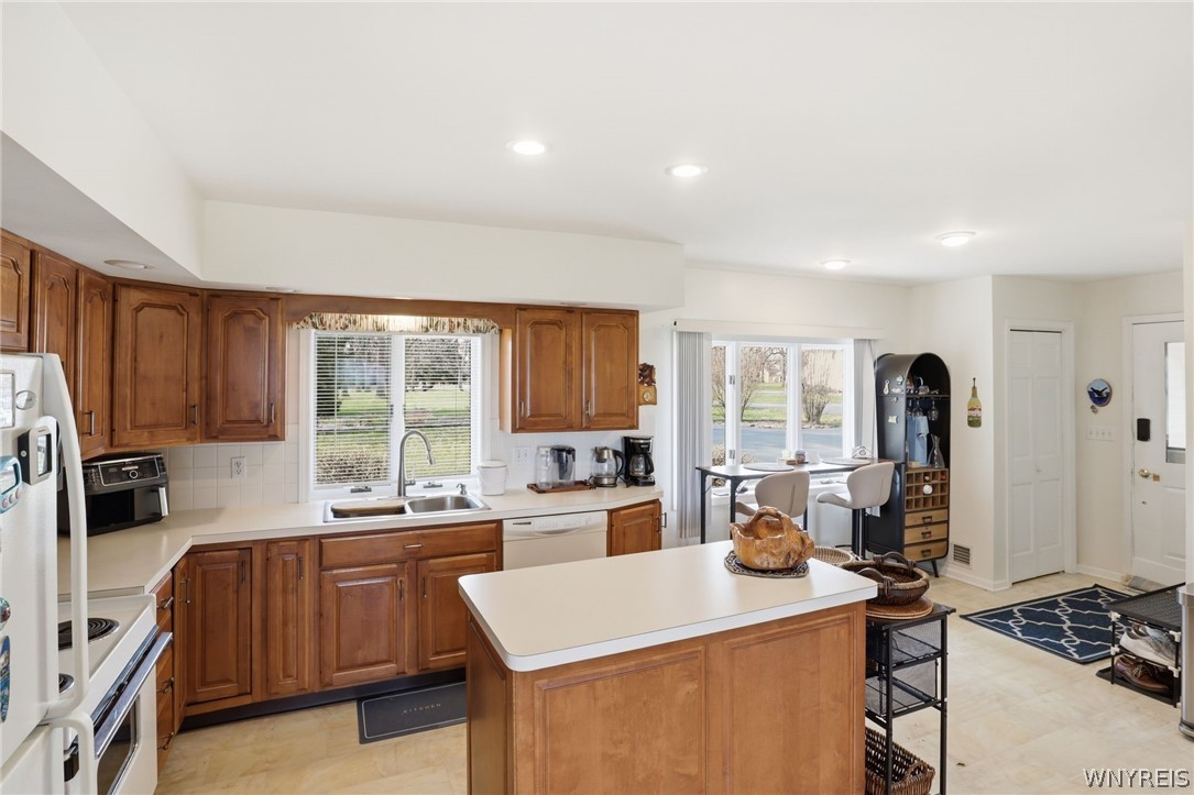 749 Lake Road Porter, NY 14174 - Photo 12 of 47