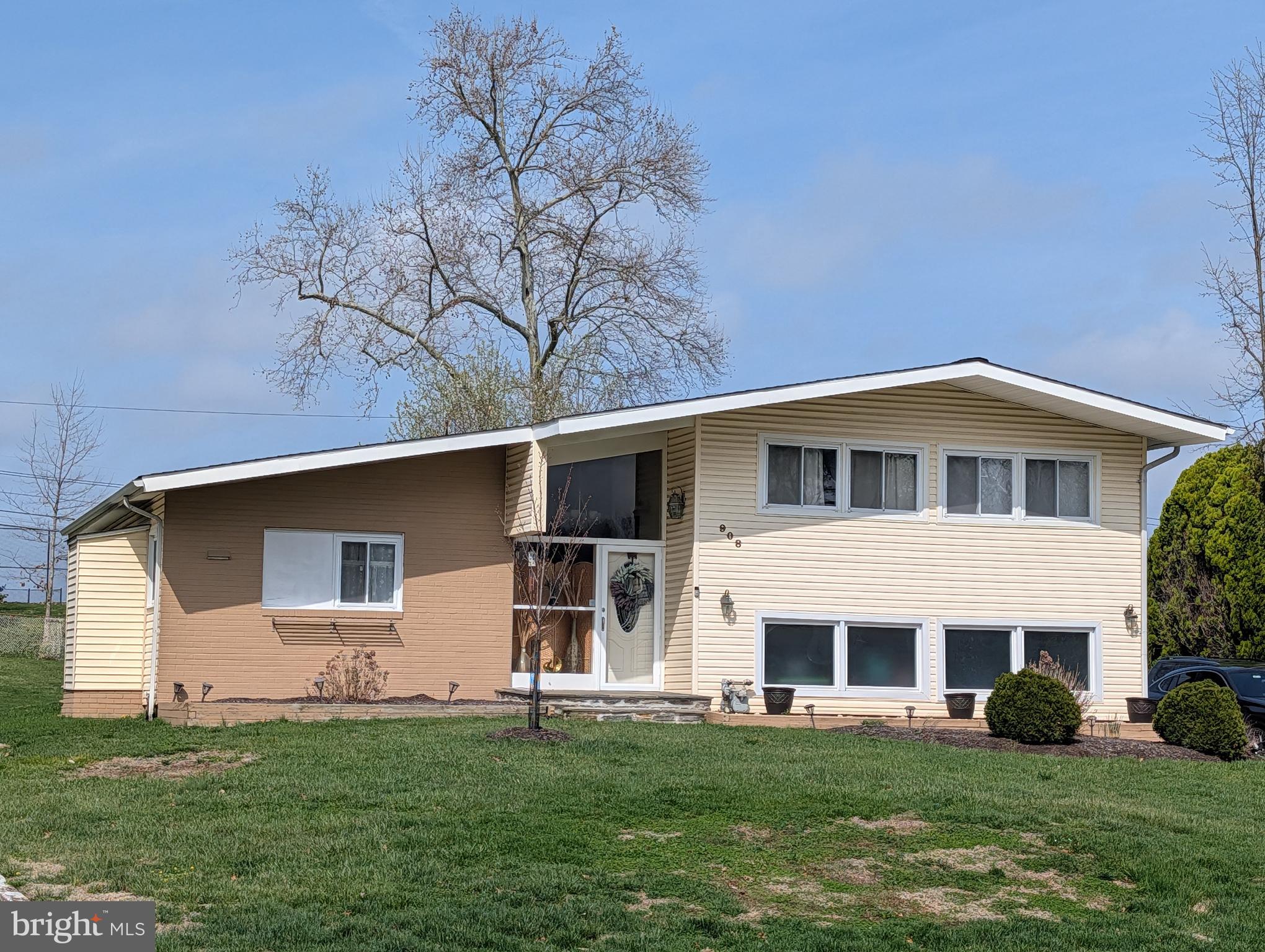 908 Fraser Road Glenside, PA 19038 - Photo 1 of 1