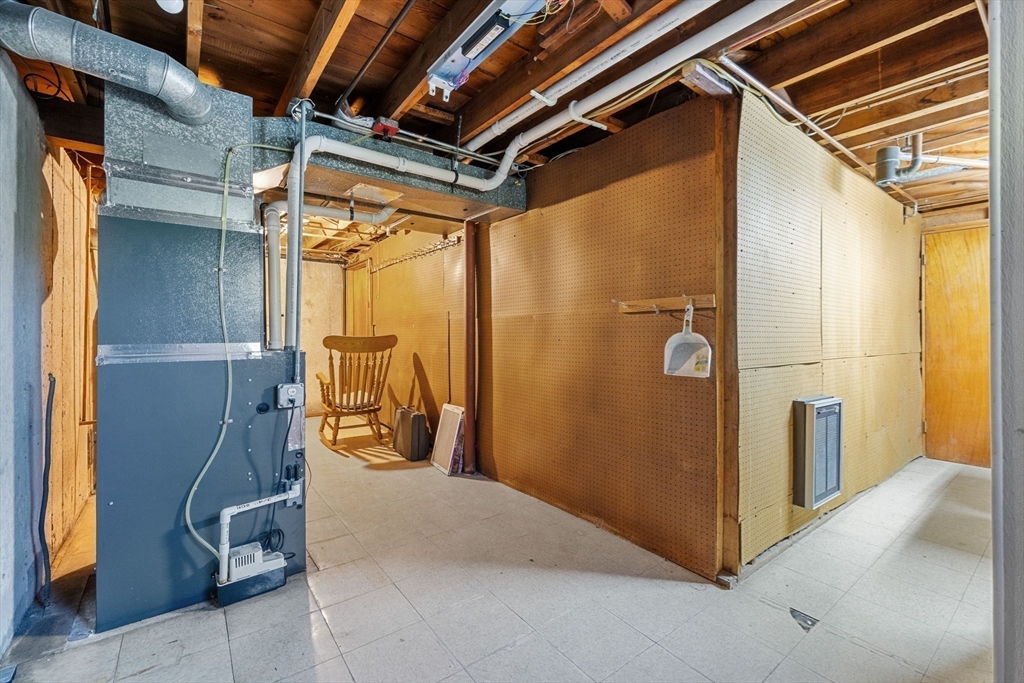 5 Colonial Road Peabody, MA 01960 - Photo 19 of 24