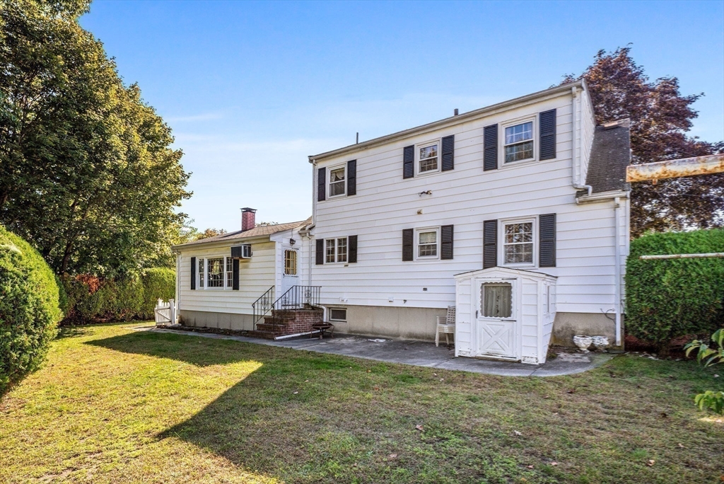 5 Colonial Road Peabody, MA 01960 - Photo 22 of 24