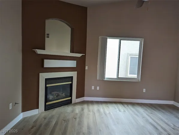 $1,530 | 3925 Lazy Pine Street, Unit 201, Las Vegas, NV 89108