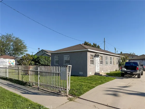 $620,000 | 804 East Oaks Street, Compton, CA 90221