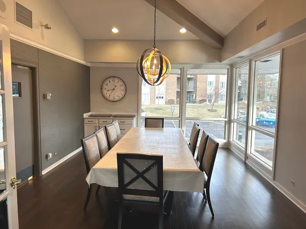 $689,900 | 2 Oak Brook Club Drive, Unit B111, Oak Brook, IL 60523