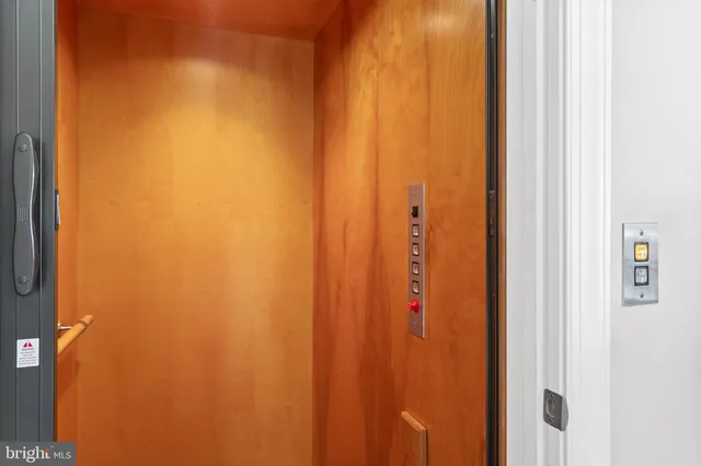 $2,590,000 | 36031 Tarpon Drive, Lewes, DE 19958