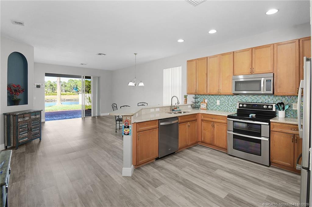 1255 Southeast Kirk Street Stuart, FL 34997 - Photo 13 of 50