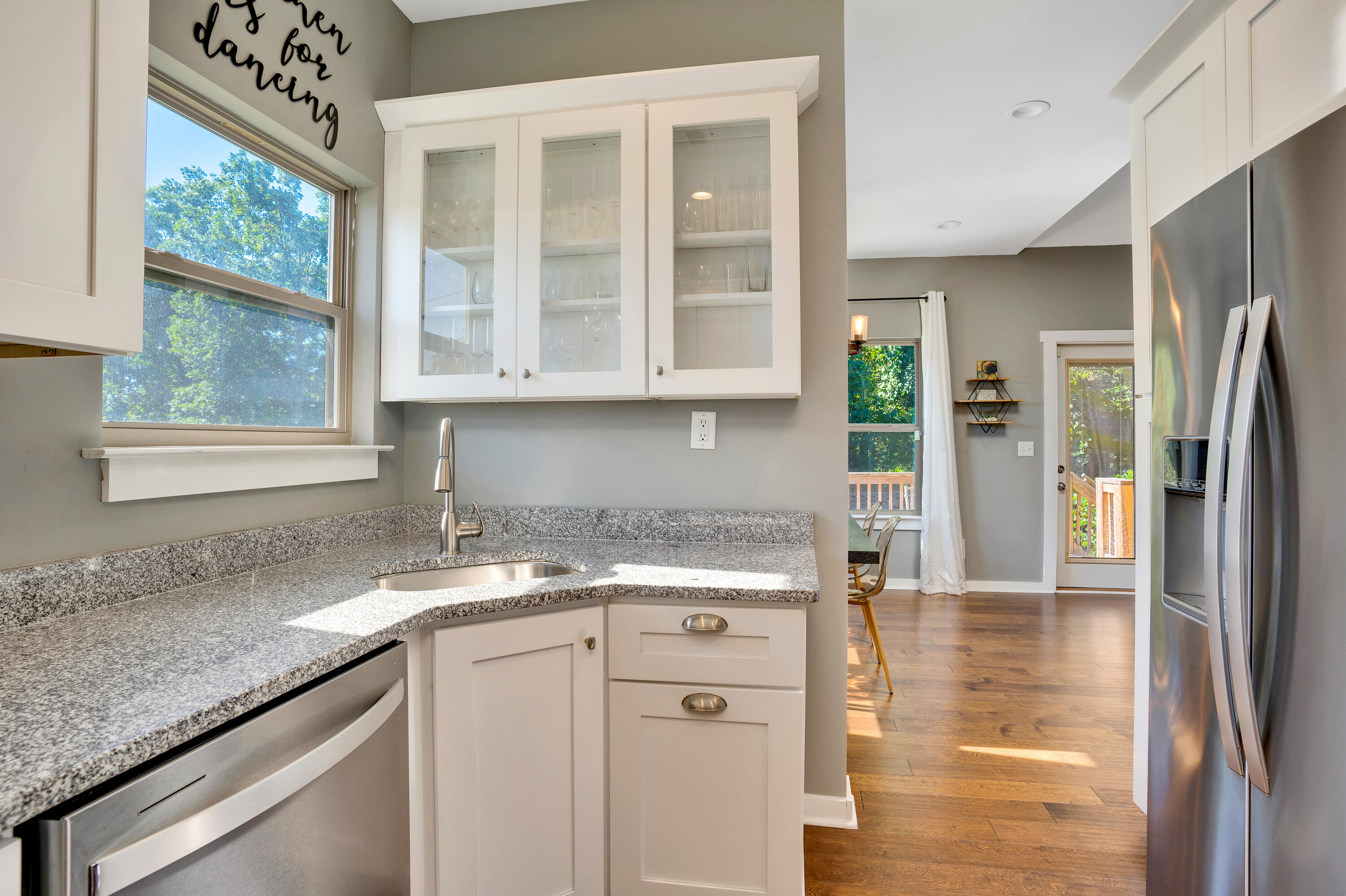 4010 Rogers Road Chattanooga, TN 37411 - Photo 9 of 33 Kitchen