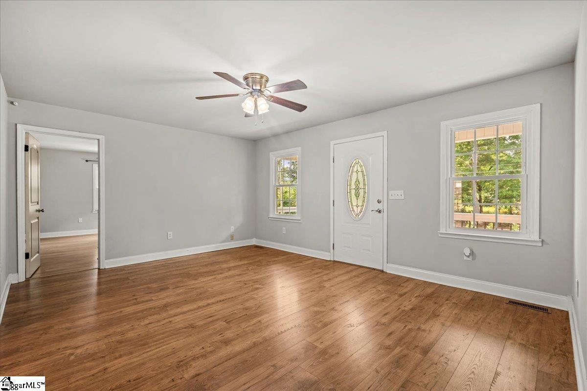 13 Williams Road Taylors, SC 29687 - Photo 5 of 30