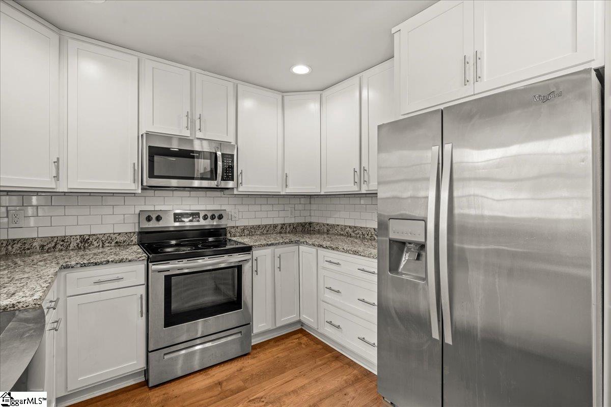 13 Williams Road Taylors, SC 29687 - Photo 8 of 30