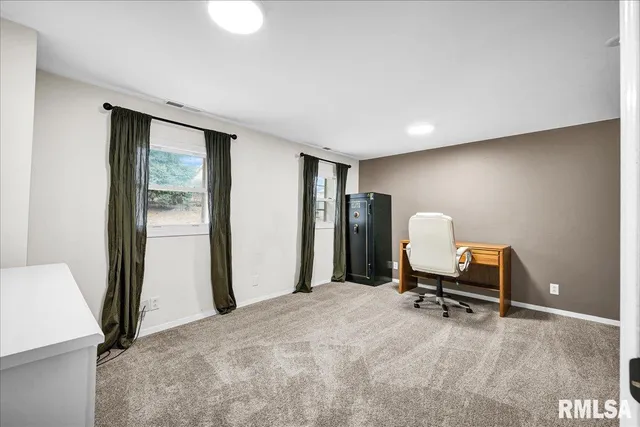 $120,000 | 1203 Dell Avenue, Pekin, IL 61554