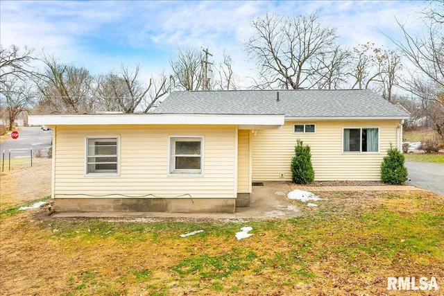 $120,000 | 1203 Dell Avenue, Pekin, IL 61554