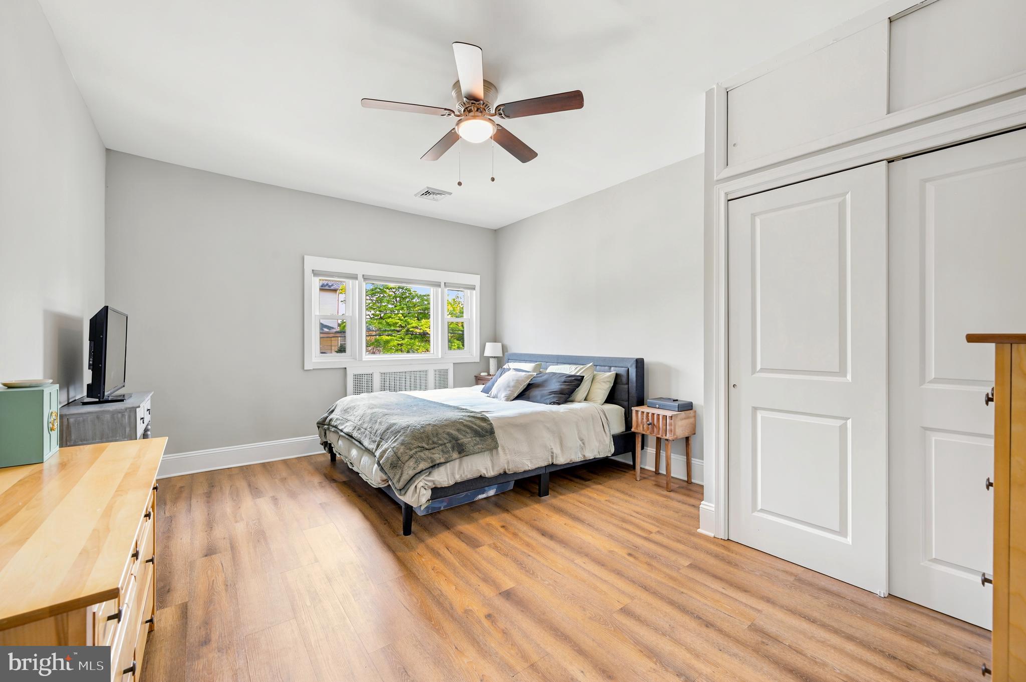 211 North Sylvania Avenue Jenkintown, PA 19046 - Photo 8 of 17 a bed room with a bed and a window