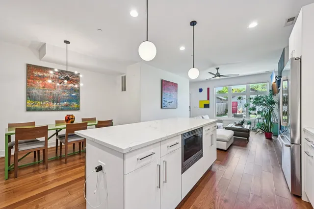 $735,000 | 1112 Pitner Avenue, Evanston, IL 60202