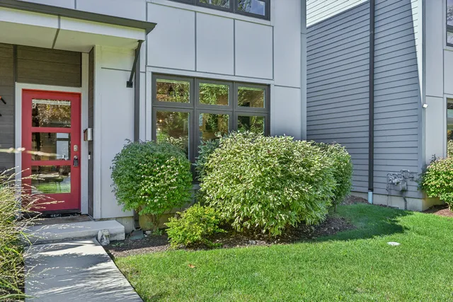 $735,000 | 1112 Pitner Avenue, Evanston, IL 60202