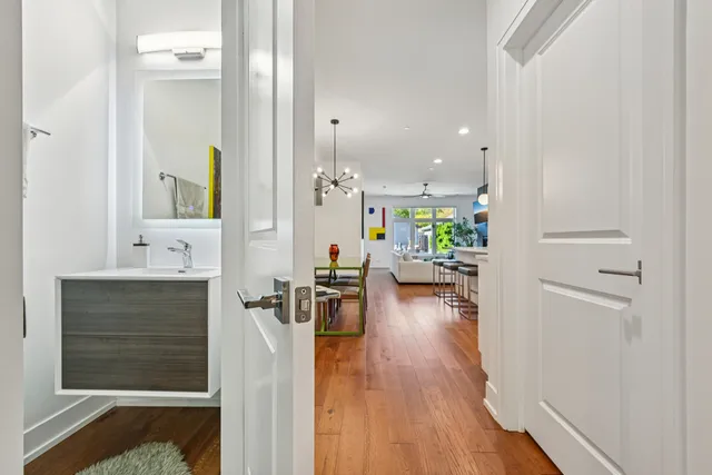 $735,000 | 1112 Pitner Avenue, Evanston, IL 60202