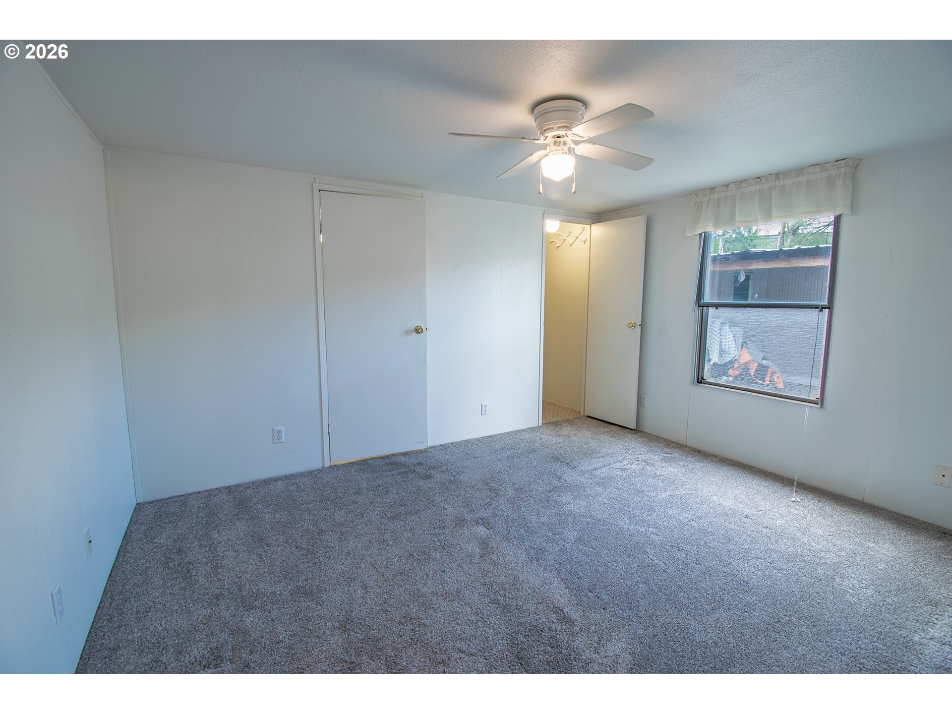 4750 Franklin Boulevard, Unit F1 Eugene, OR 97403 - Photo 11 of 33