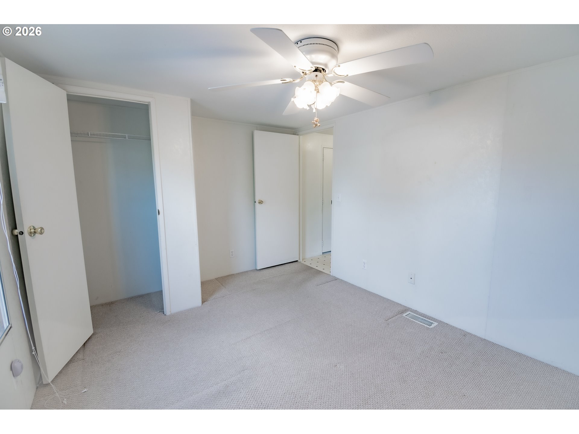 4750 Franklin Boulevard, Unit F1 Eugene, OR 97403 - Photo 18 of 33