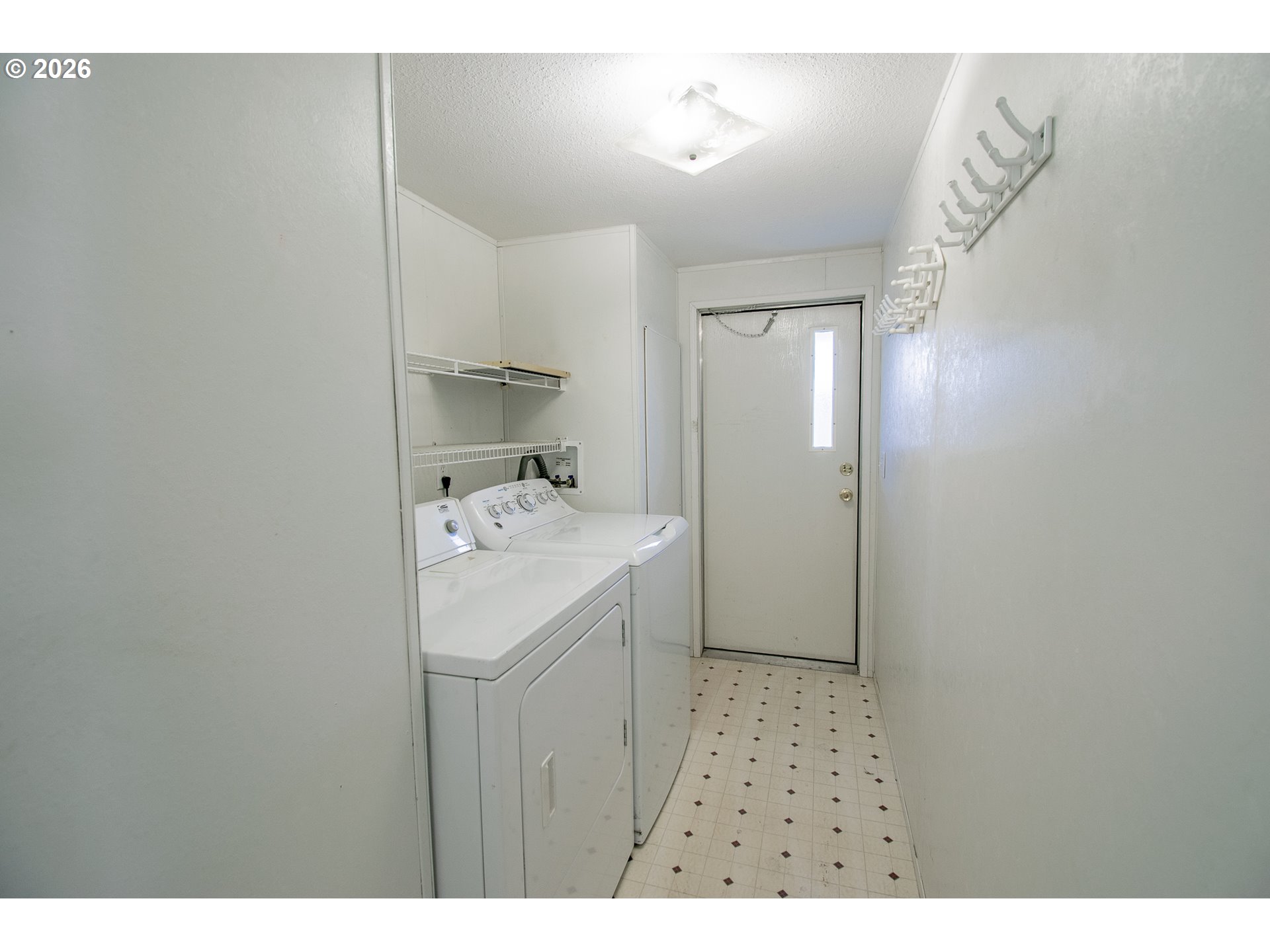4750 Franklin Boulevard, Unit F1 Eugene, OR 97403 - Photo 20 of 33