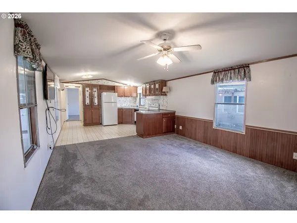 $69,000 | 4750 Franklin Boulevard, Unit F1, Eugene, OR 97403