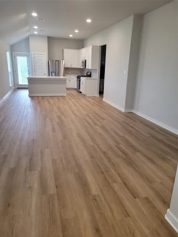 $1,995 | 121 Tall Grass Drive, Georgetown, TX 78628