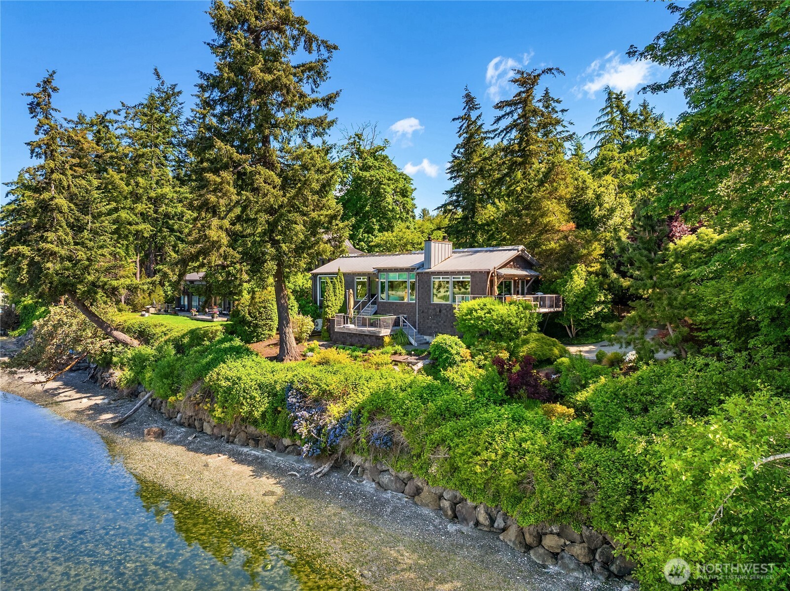 16221 Reitan Road Northeast Bainbridge Island, WA 98110 - Photo 6 of 40