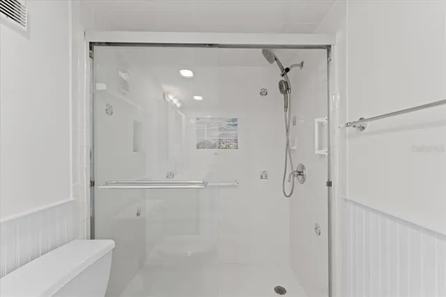 $349,990 | 4900 Brittany Drive South, Unit 812, St. Petersburg, FL 33715