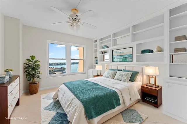 $349,990 | 4900 Brittany Drive South, Unit 812, St. Petersburg, FL 33715