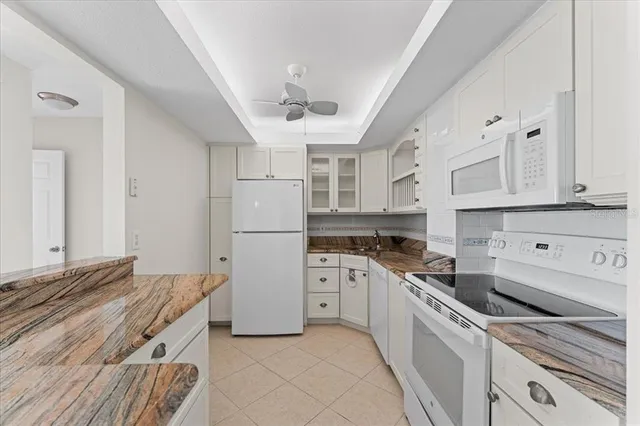 $349,990 | 4900 Brittany Drive South, Unit 812, St. Petersburg, FL 33715