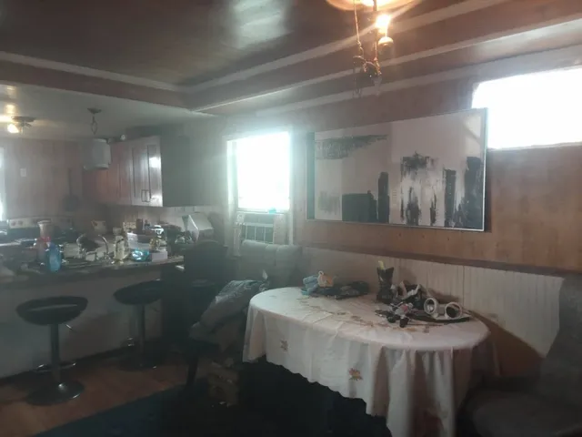 a view of sitting area with furniture and garden view