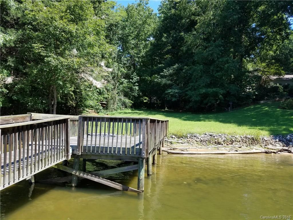 140 Island View Road Statesville, NC 28677 - Photo 8 of 12 Gallery Image 8